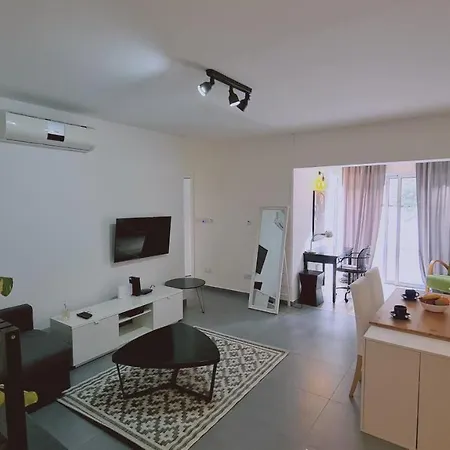 Tranquil Terrace Apartment